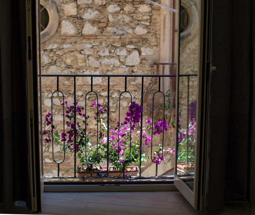 Taomau - Duomo Square Apartment Taormina Exterior foto